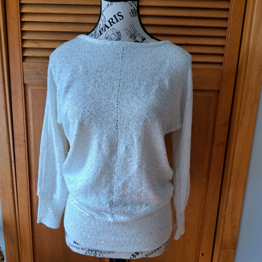 NWT Whitehouse Blackmarket Dolman Sequin Tieback Sweater Size S